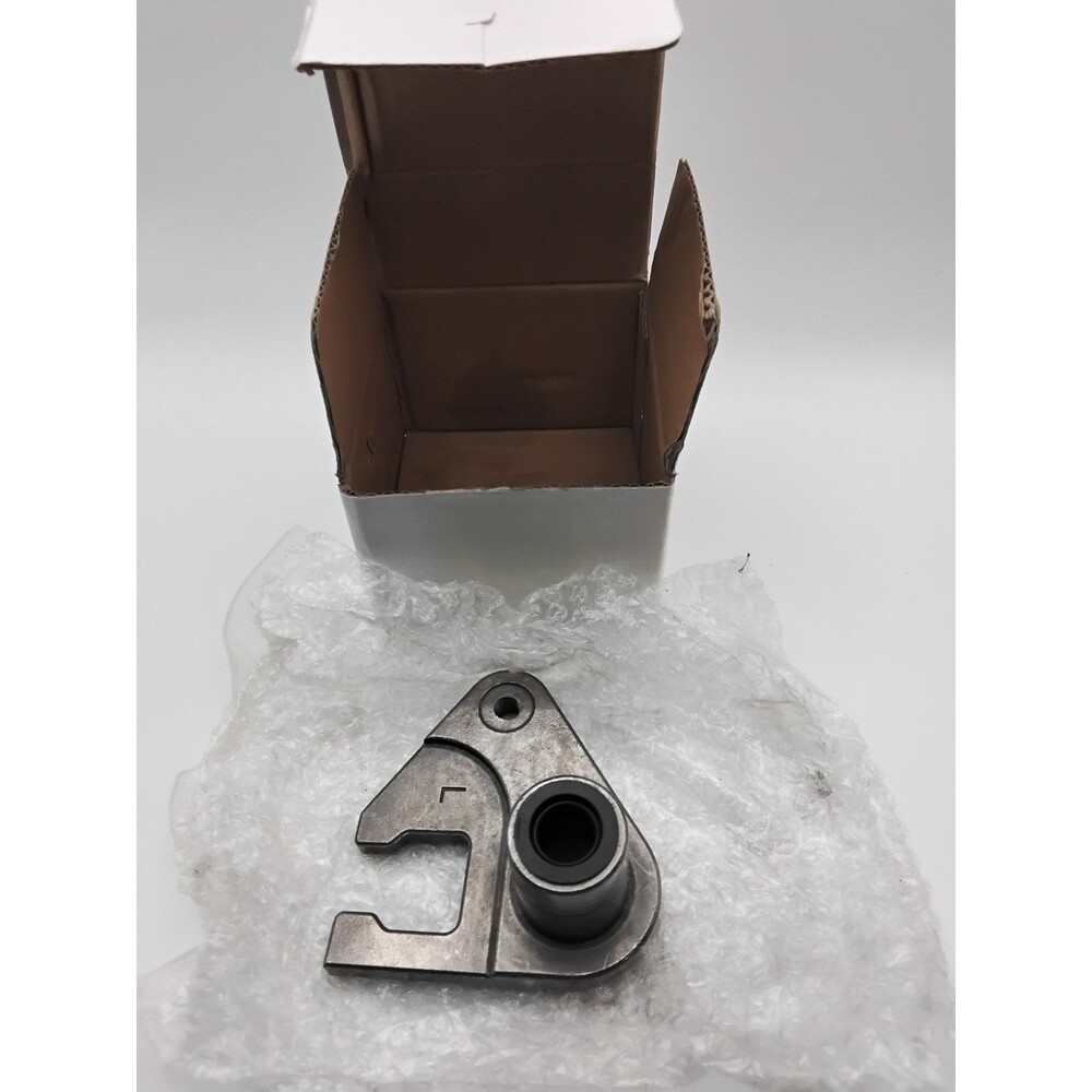 Honda Arm rh adjuster part no 42940-vg3-000